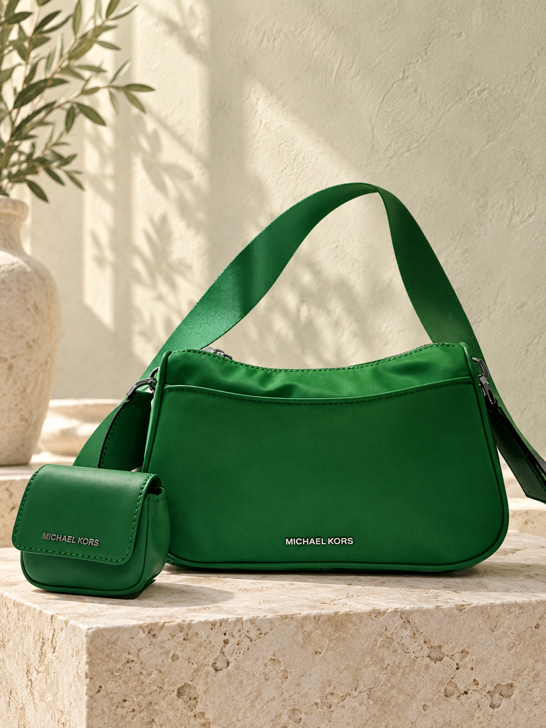 Michael Kors Jet Set Medium Crossbody — Palm — warm cream studio